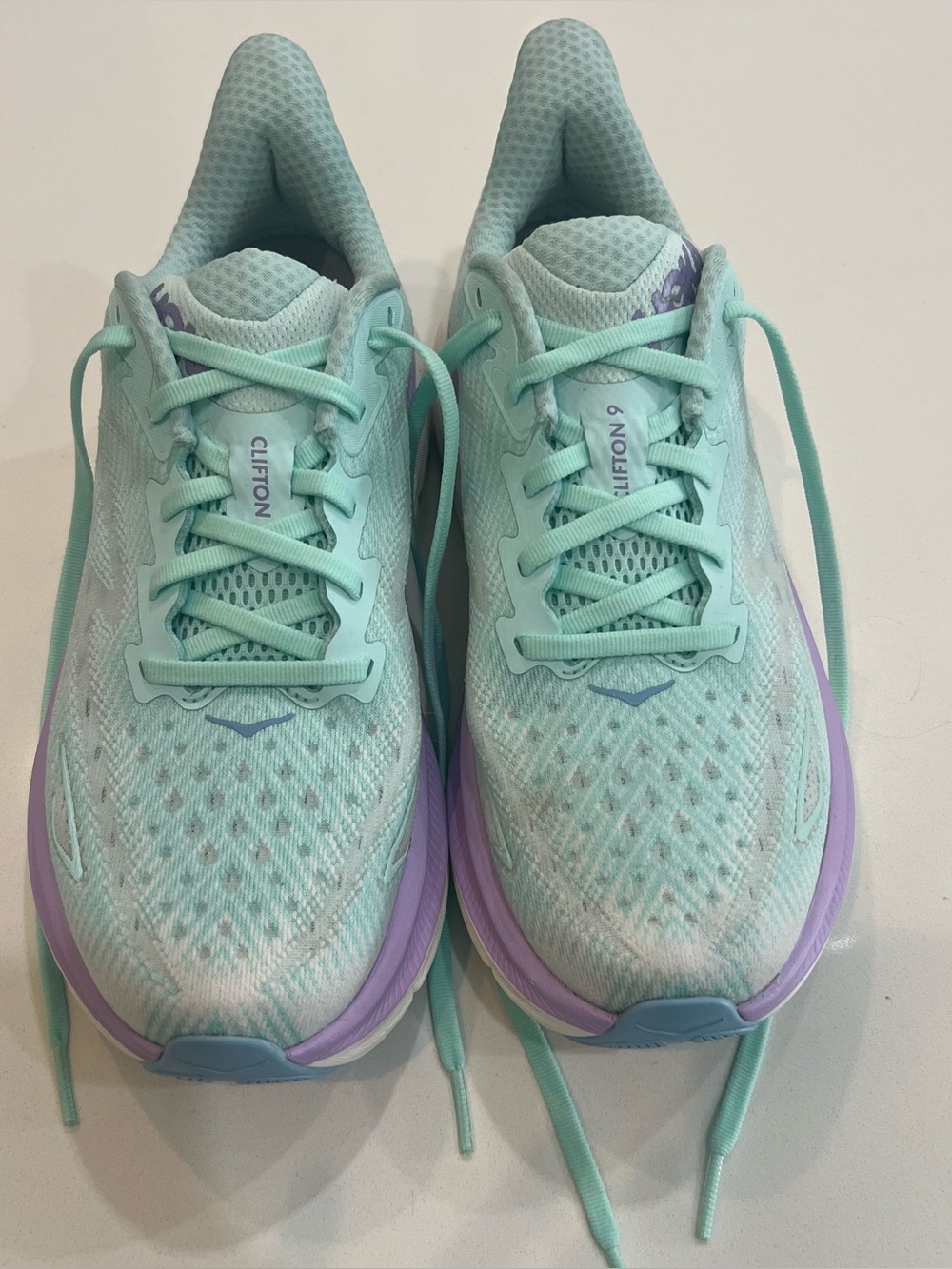 HOKA Clifton 9 Sneakers - Picture 5 of 10